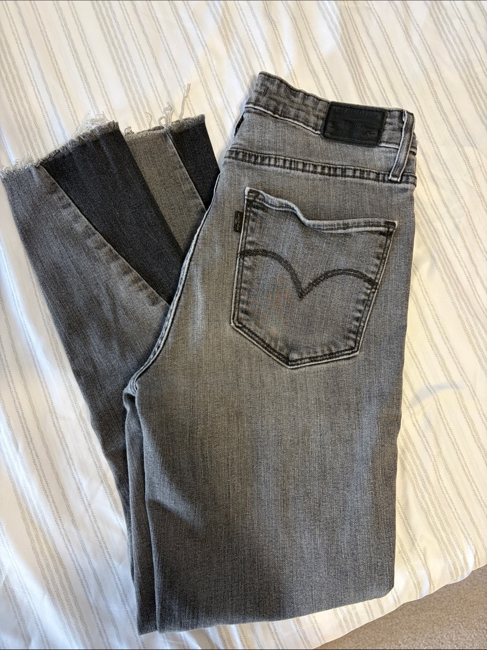 Vintage Levi's Grey Skinny Jeans with Black Side Panels